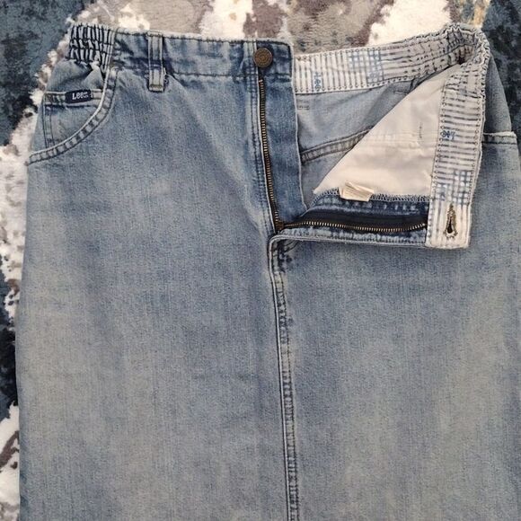 VTG 80s Lee Distressed High Rise Midi Pencil Jean Skirt Size 12 *Fits like Small - Picture 13 of 17